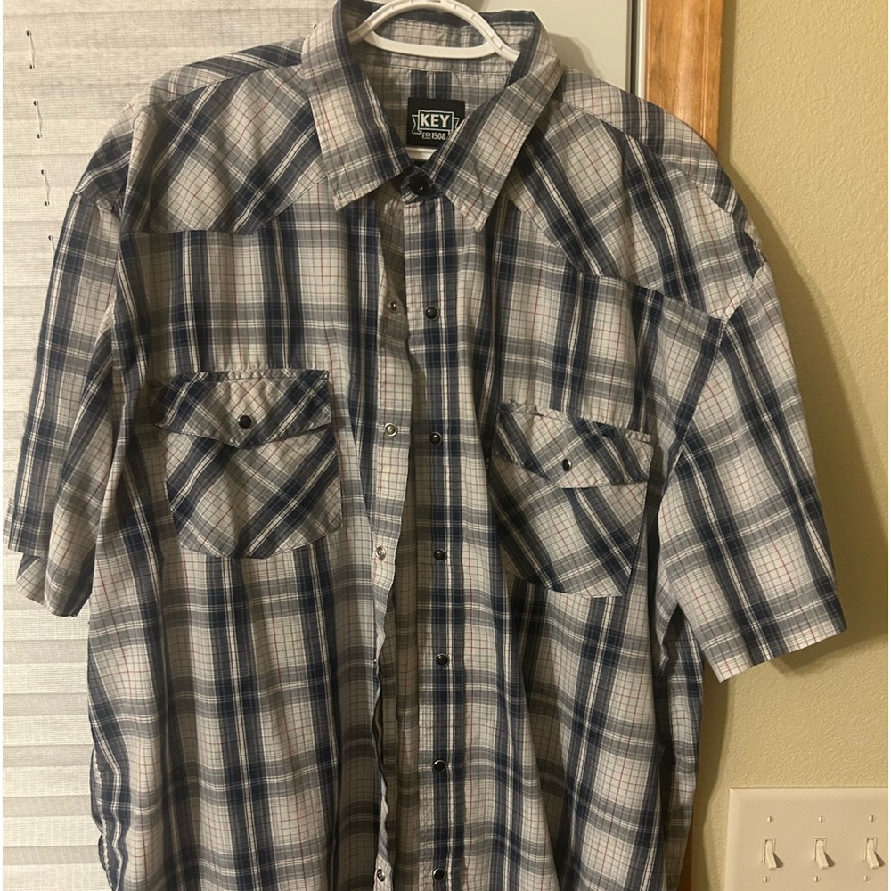 Men’s short sleeve shirt